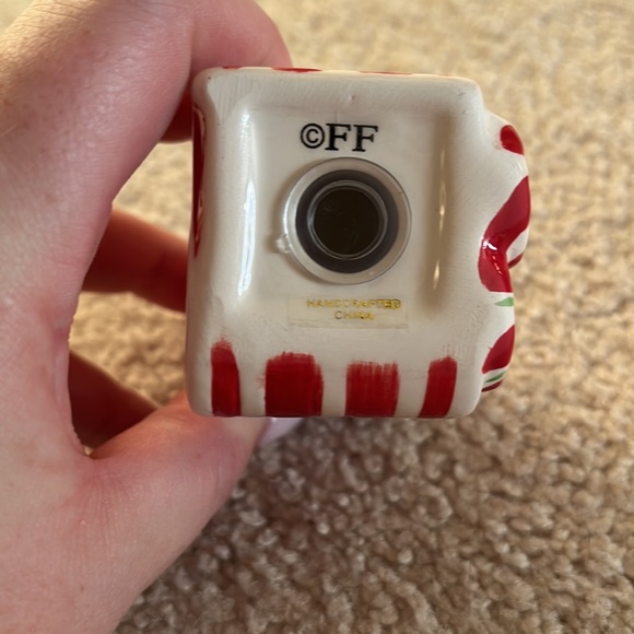 Vintage Fitz and Floyd Christmas Ribbon Candy Pepper Shaker - Picture 6 of 6